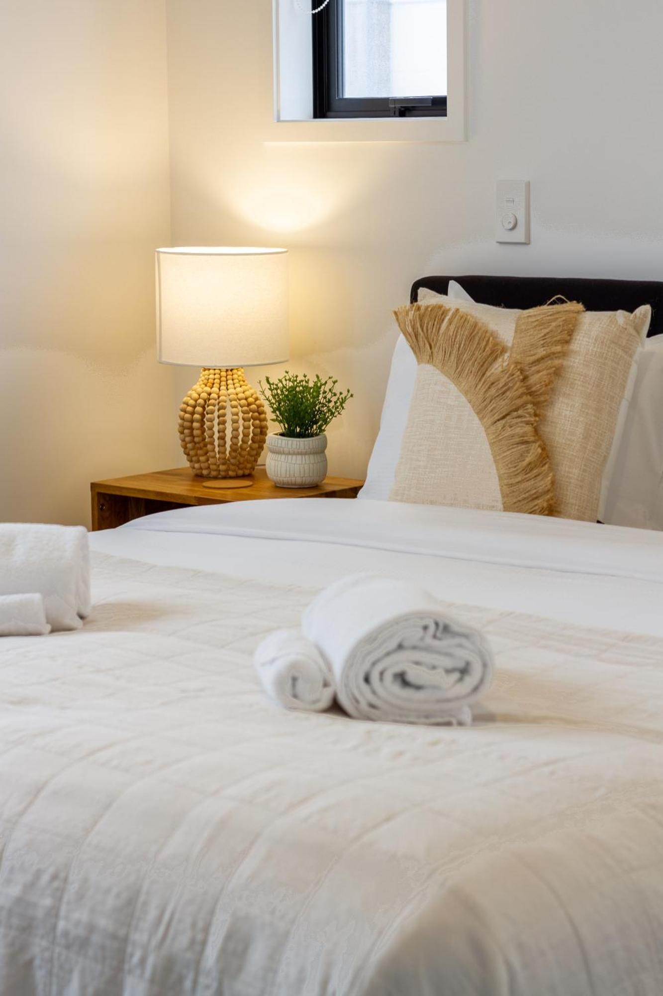 New Brighton Beach Explore - King Bed And Sofa Bed Christchurch Exteriér fotografie
